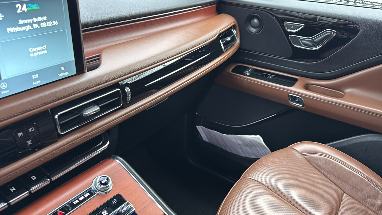 Used 2020 Lincoln Aviator Reserve w/ Equipment Group 201A image 24