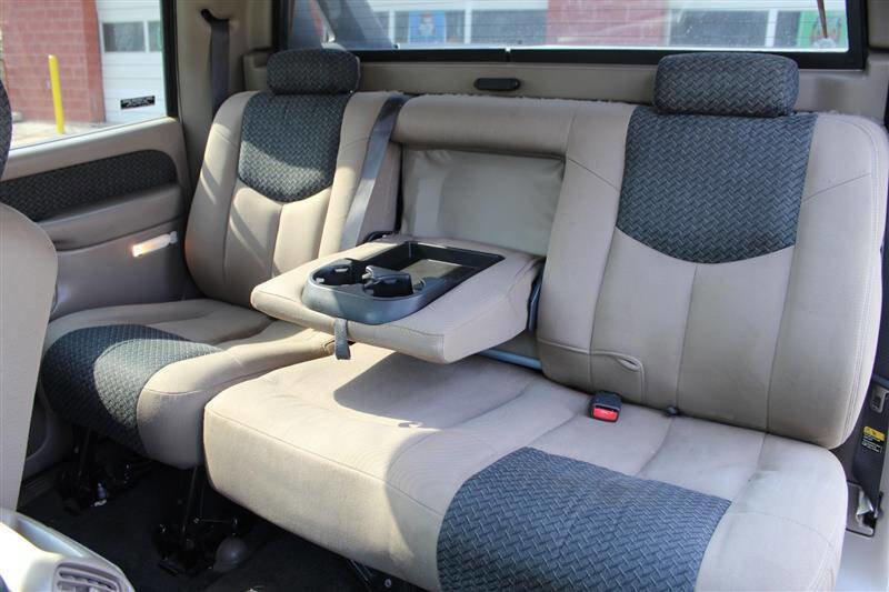 Used 2002 Chevrolet Avalanche 4x4 w/ Off-Road Suspension Pkg image 21