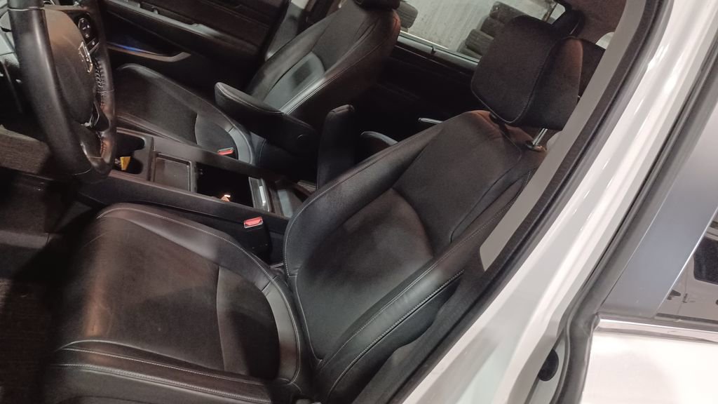 Used 2023 Honda Odyssey Touring image 6