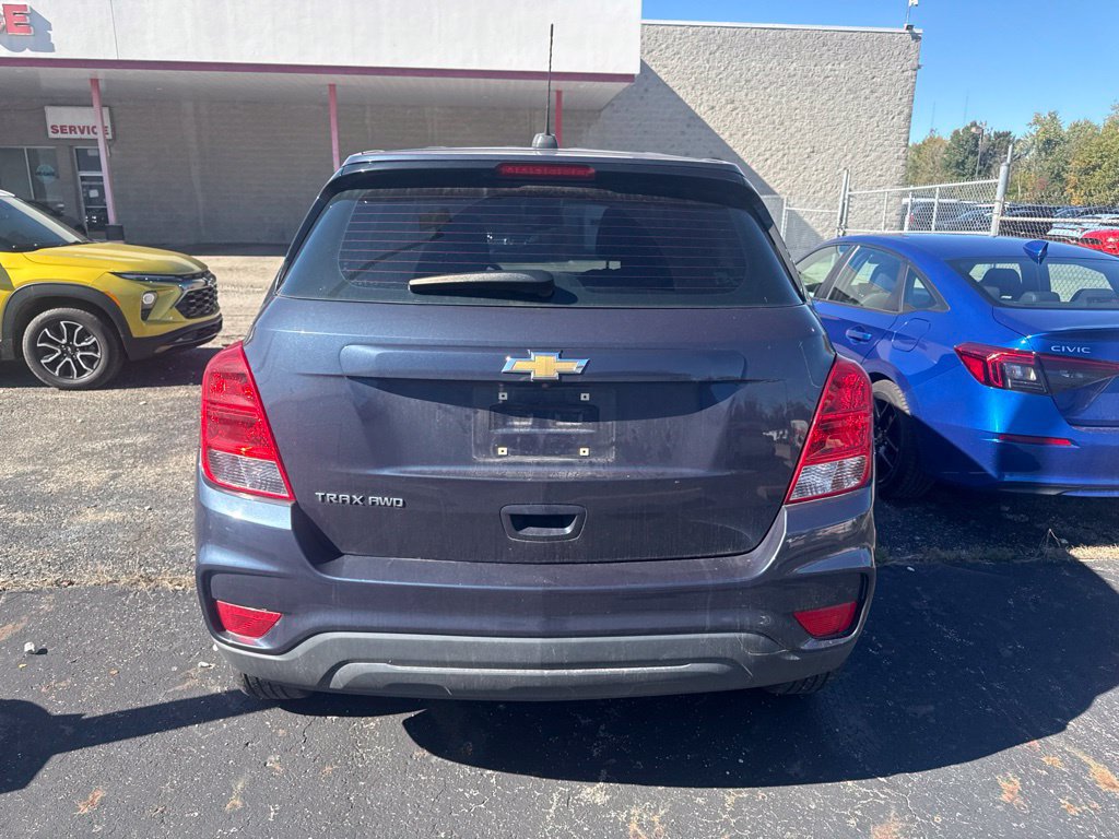 Used 2018 Chevrolet Trax LS AWD/4WD image 4