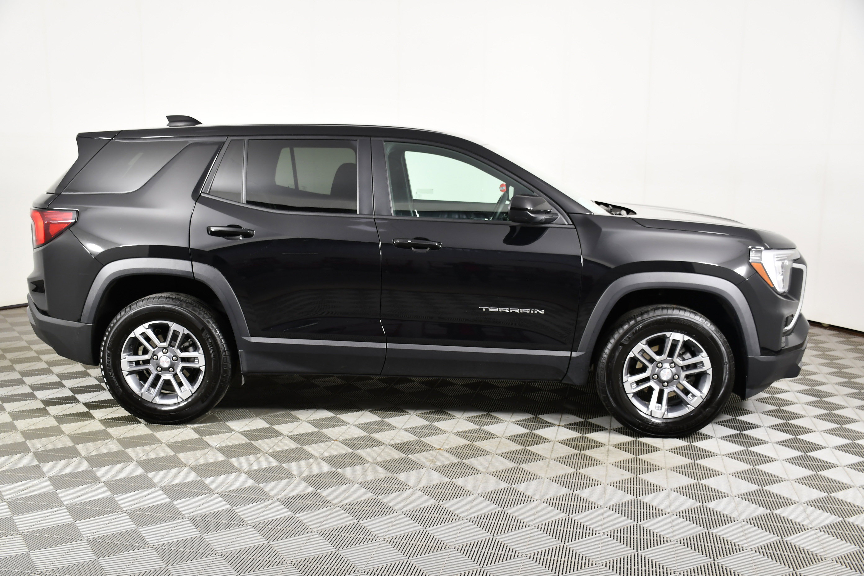 Used 2026 GMC Terrain Elevation AWD/4WD image 4