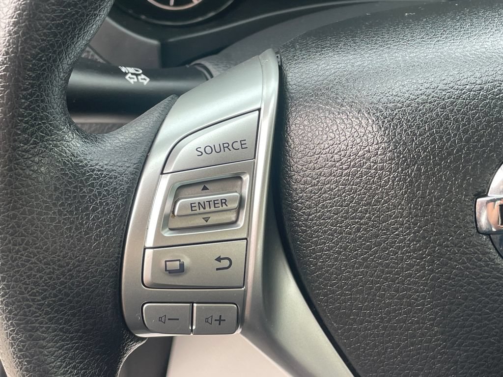Used 2017 Nissan Altima 2.5 S w/ Power Driver Seat Package FWD image 32