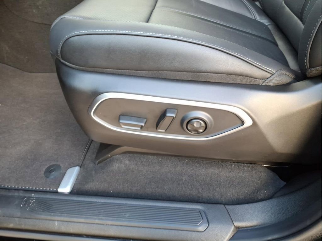 New 2026 Jeep Grand Wagoneer Limited image 12