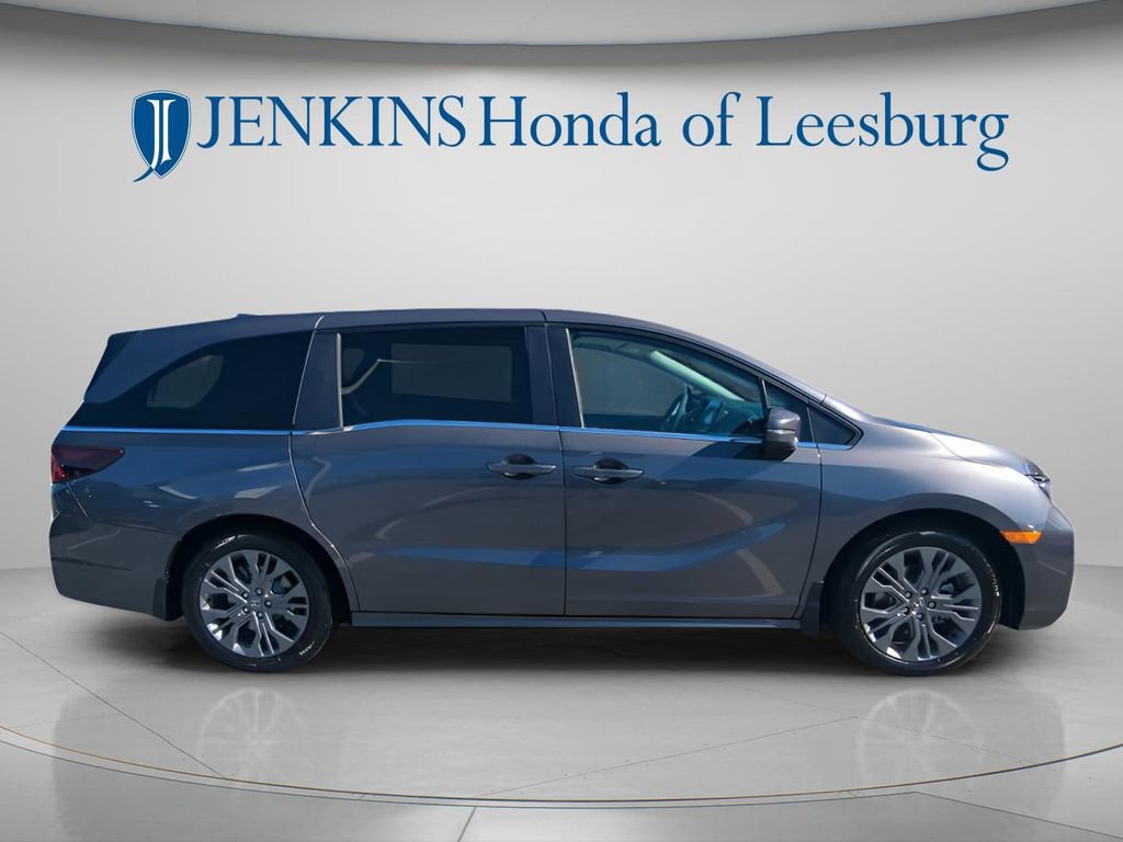 New 2026 Honda Odyssey Touring image 2