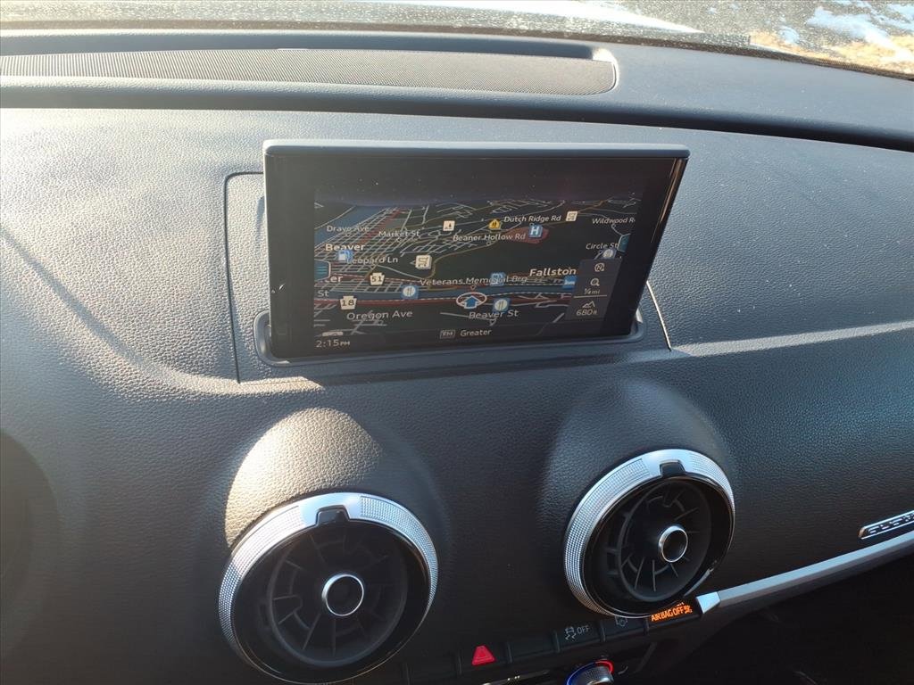 Used 2018 Audi A3 2.0T Premium image 11