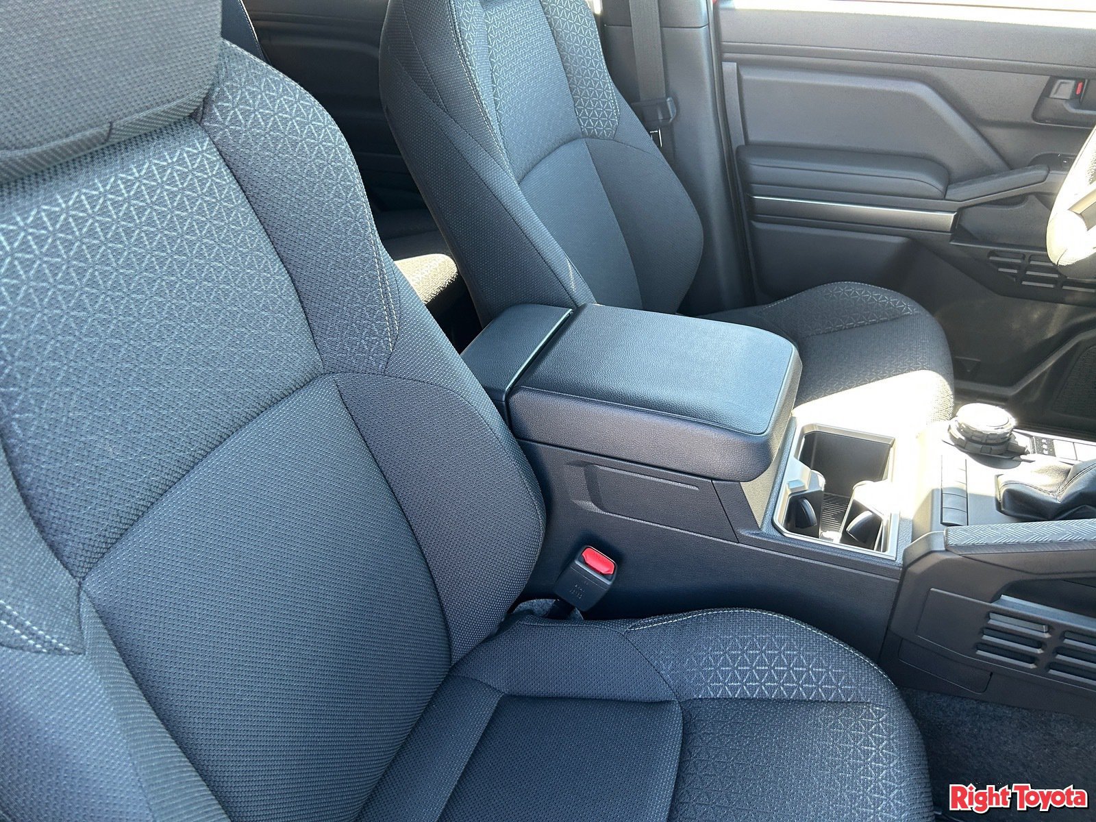 New 2026 Toyota 4Runner SR5 AWD/4WD image 12