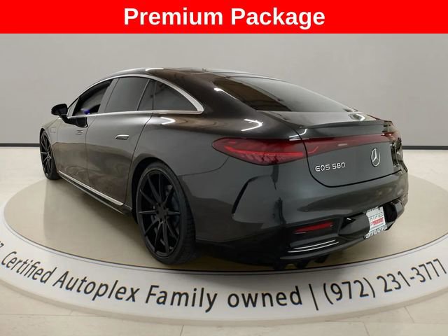 Used 2023 Mercedes-Benz EQS 580 4MATIC Sedan image 3