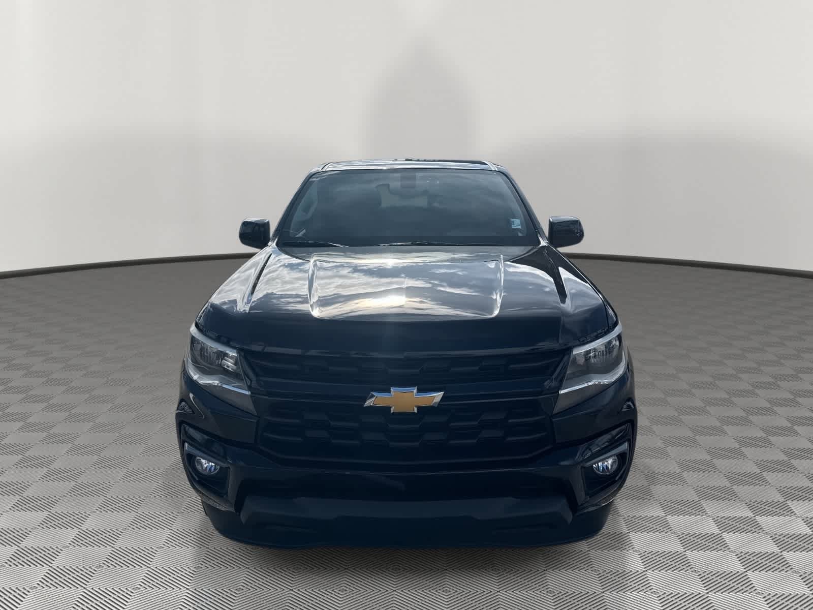 Used 2022 Chevrolet Colorado LT w/ LT Convenience Package RWD image 2