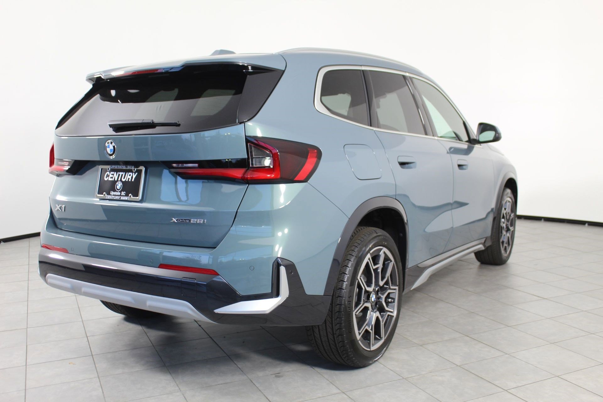 New 2026 BMW X1 xDrive28i w/ Convenience Package image 9