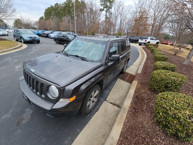 Used 2016 Jeep Patriot High Altitude image 4