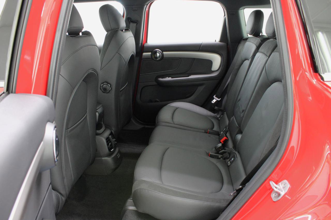 Used 2024 MINI Cooper Countryman S w/ Signature Upholstery Package FWD image 39