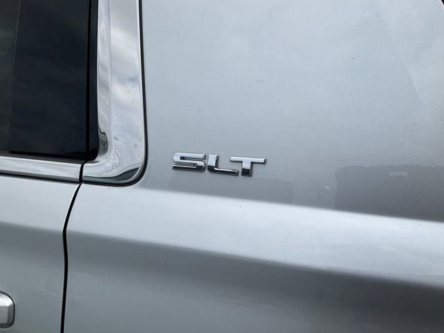 Used 2017 GMC Yukon XL SLT w/ Open Road Package AWD/4WD image 7