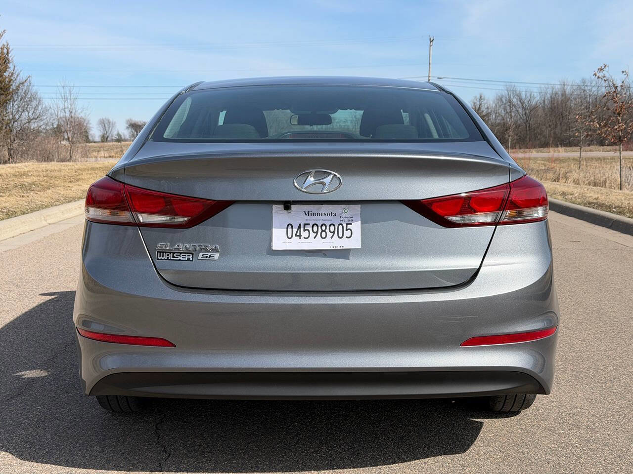Used 2018 Hyundai Elantra SE image 5