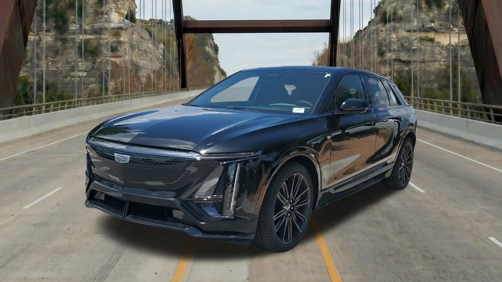 New 2026 Cadillac Lyriq V image 4