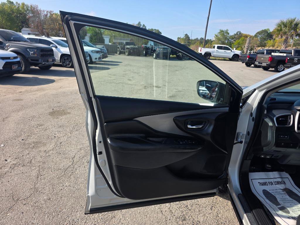 Used 2021 Nissan Murano SV FWD image 6