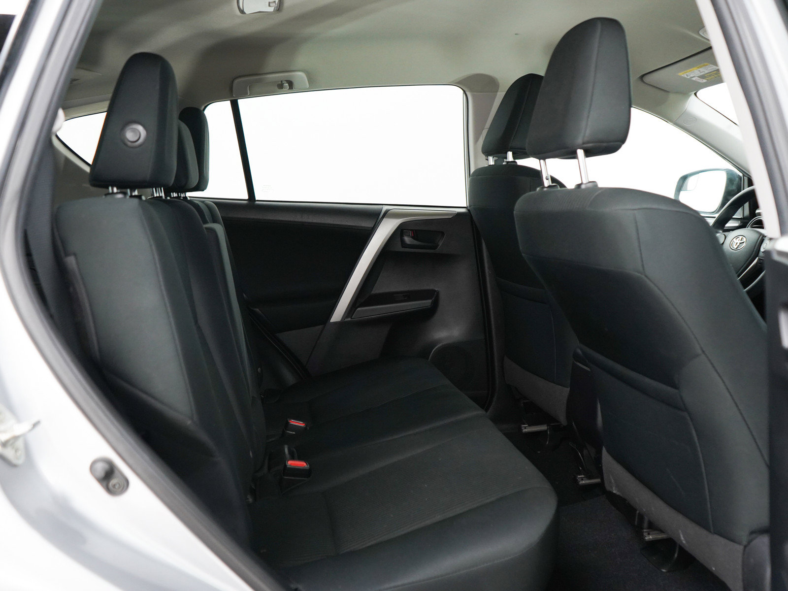 Used 2017 Toyota RAV4 LE w/ All Weather Liner Package AWD/4WD image 12