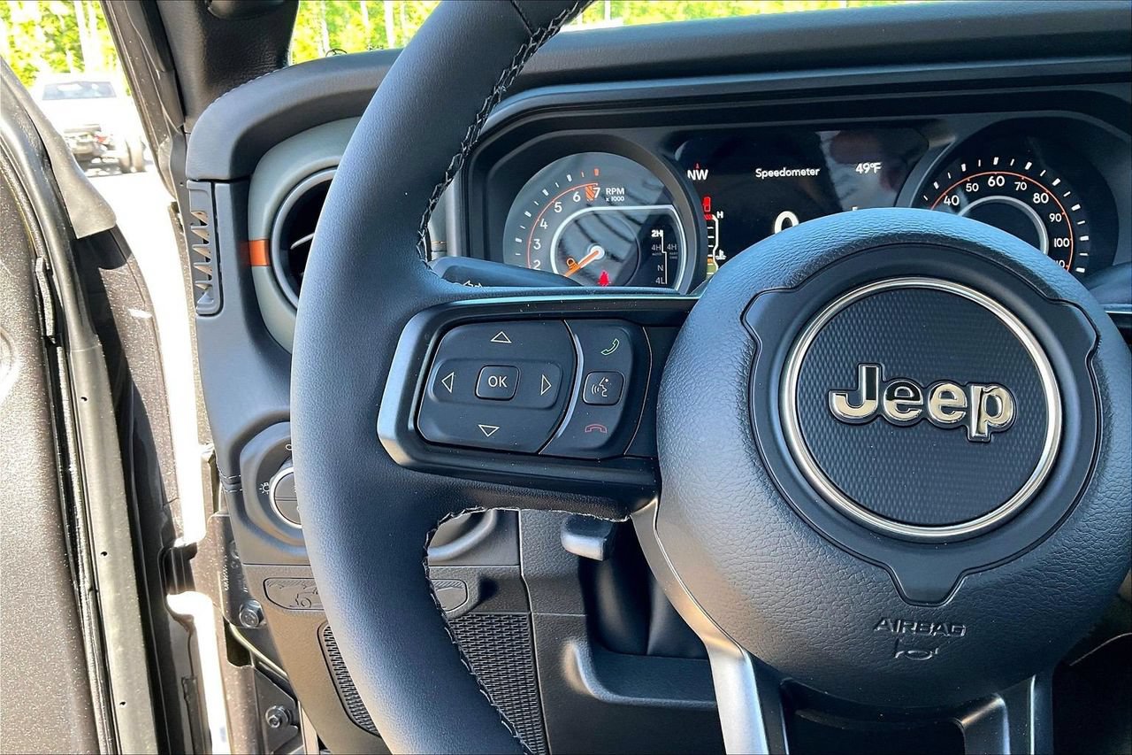 New 2026 Jeep Gladiator Mojave AWD/4WD image 24