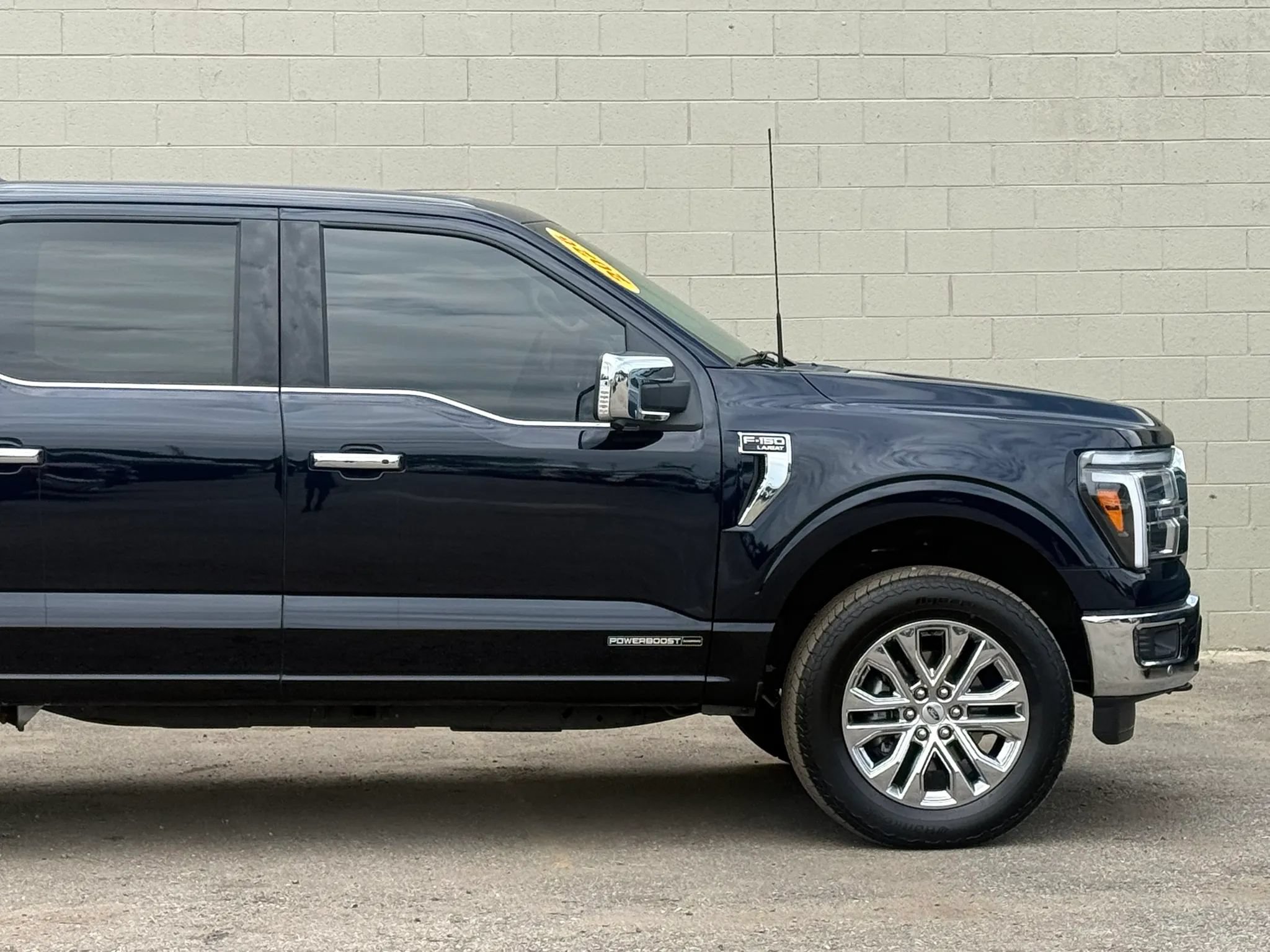 Used 2026 Ford F150 Lariat w/ Equipment Group 501A Mid AWD/4WD image 14