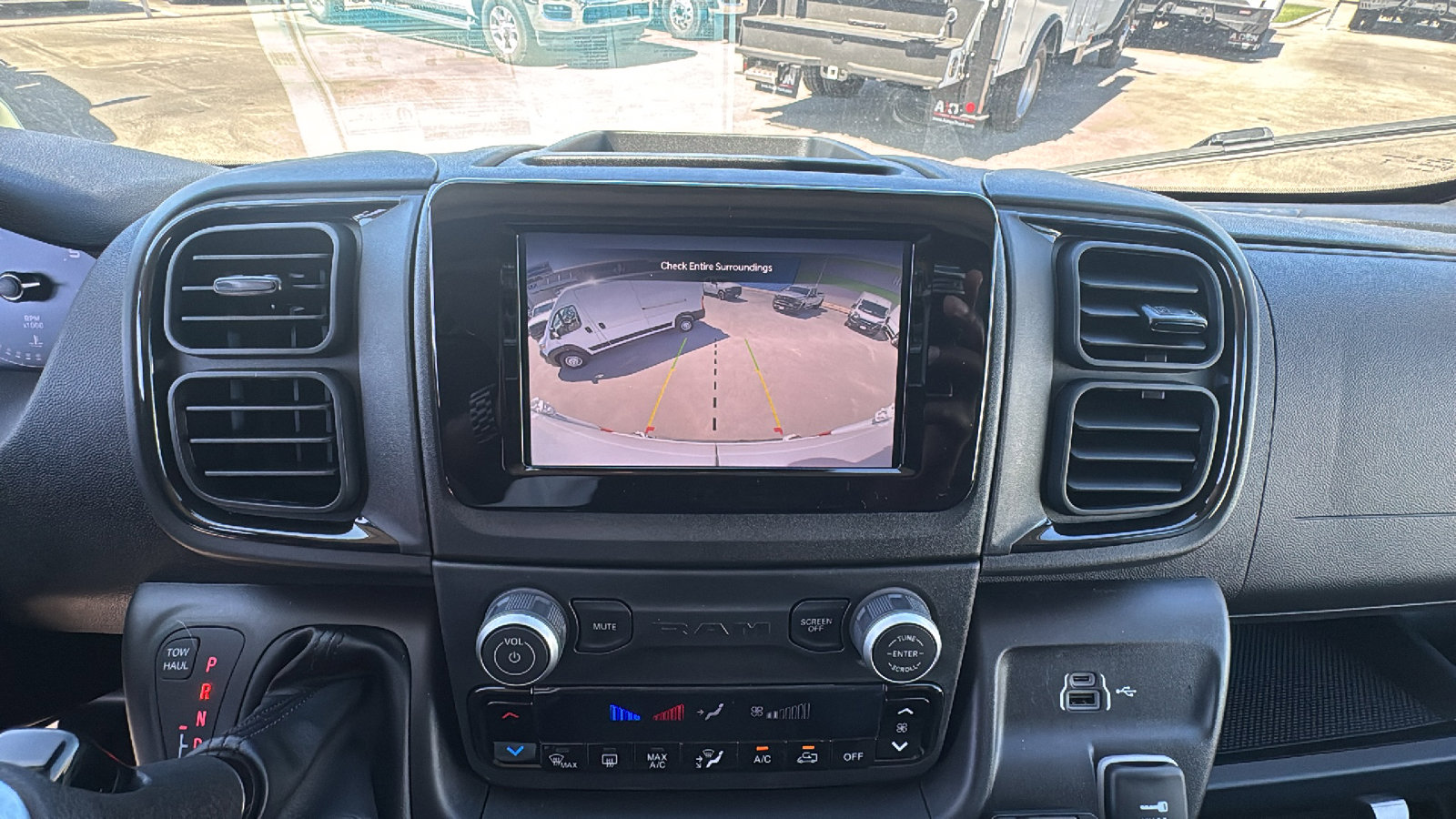 New 2026 RAM ProMaster 2500 w/ Convenience Group image 17