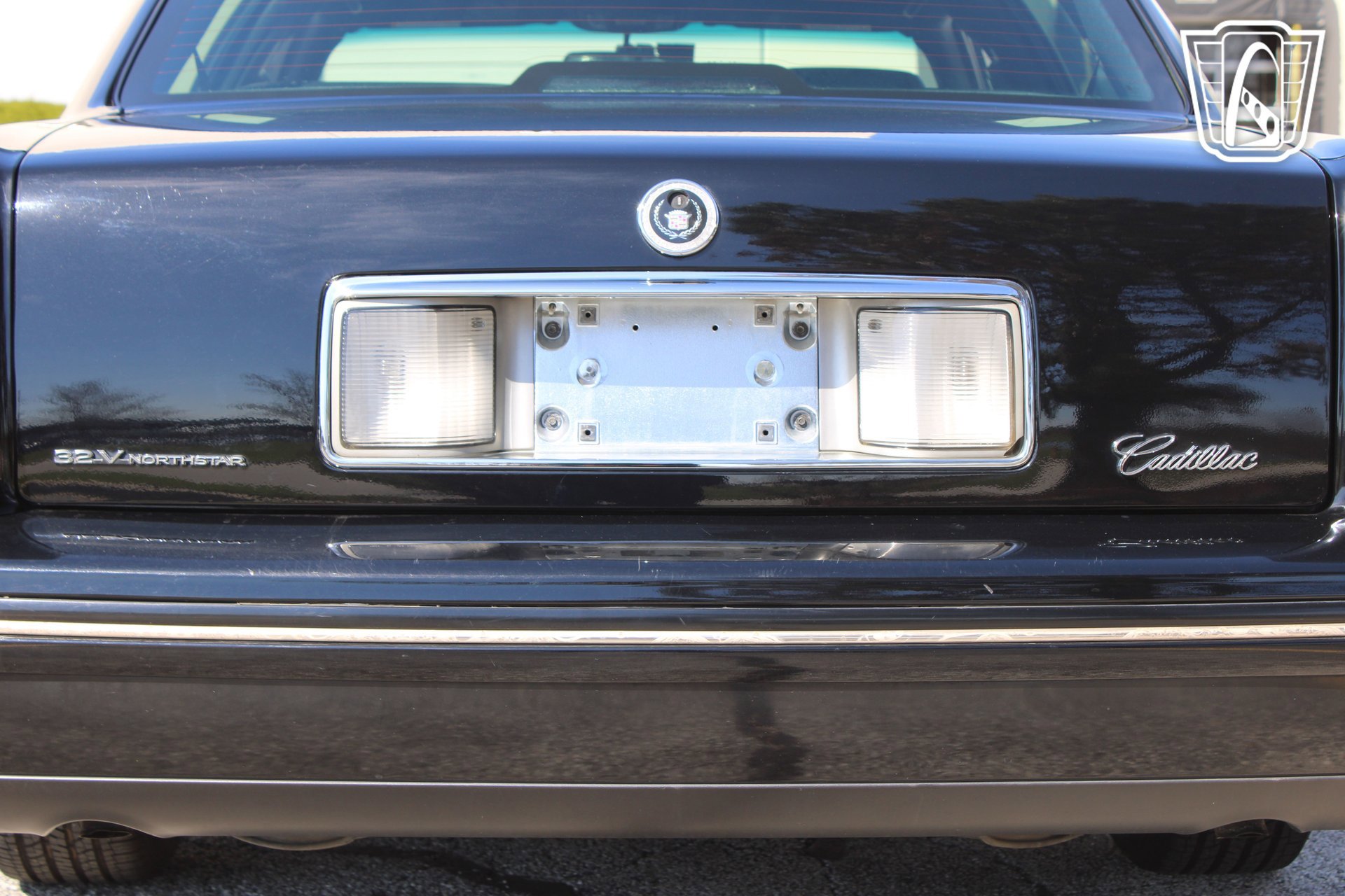 Used 1999 Cadillac De Ville Concours FWD image 38