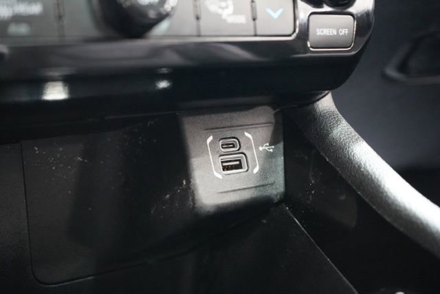 Used 2022 Jeep Compass Limited w/ Sun and Sound Group image 30