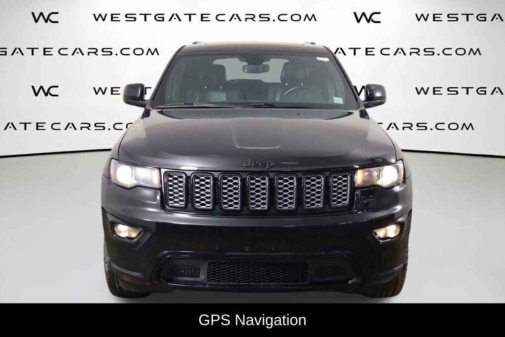 Used 2018 Jeep Grand Cherokee Altitude video 2