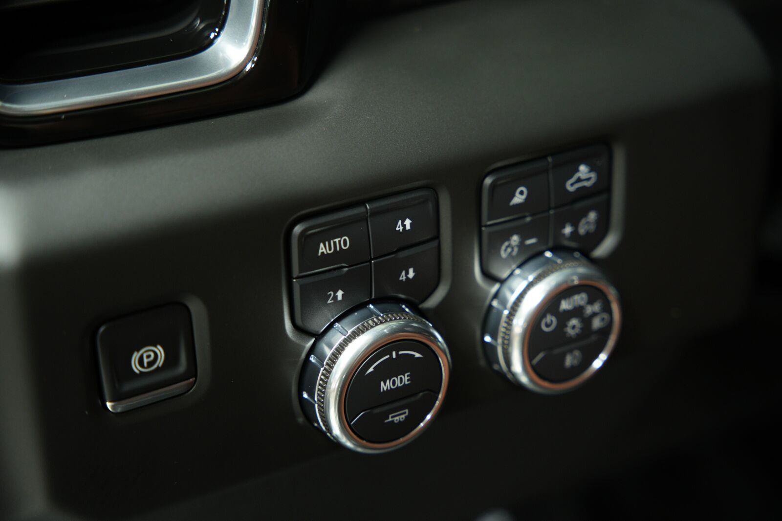 Certified 2025 GMC Sierra 1500 Denali Ultimate AWD/4WD image 47