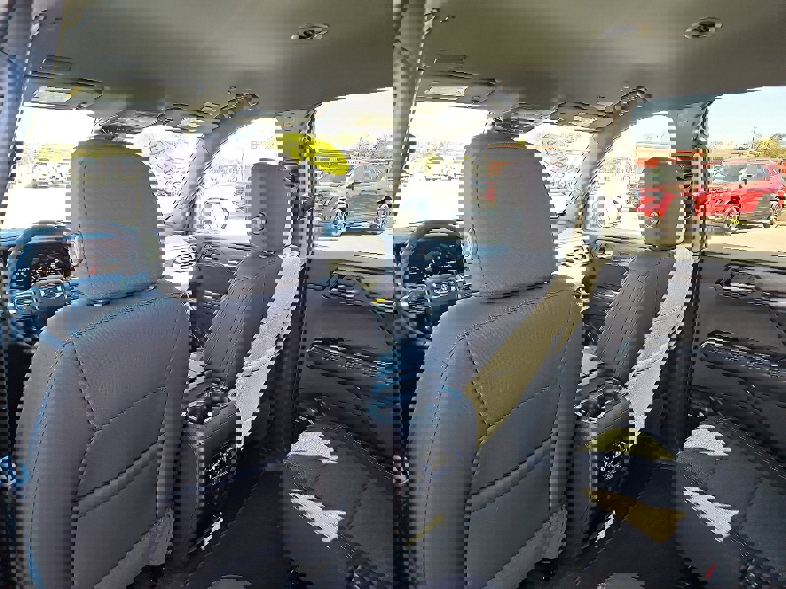 New 2026 GMC Acadia Elevation image 9