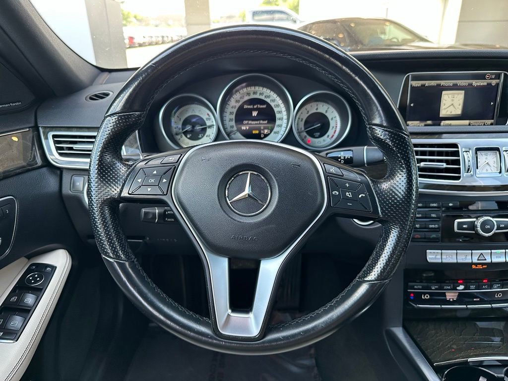 Used 2014 Mercedes-Benz E 350 Sedan image 18