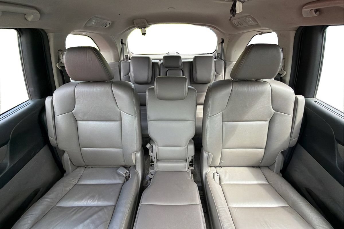 Used 2015 Honda Odyssey Touring Elite image 14