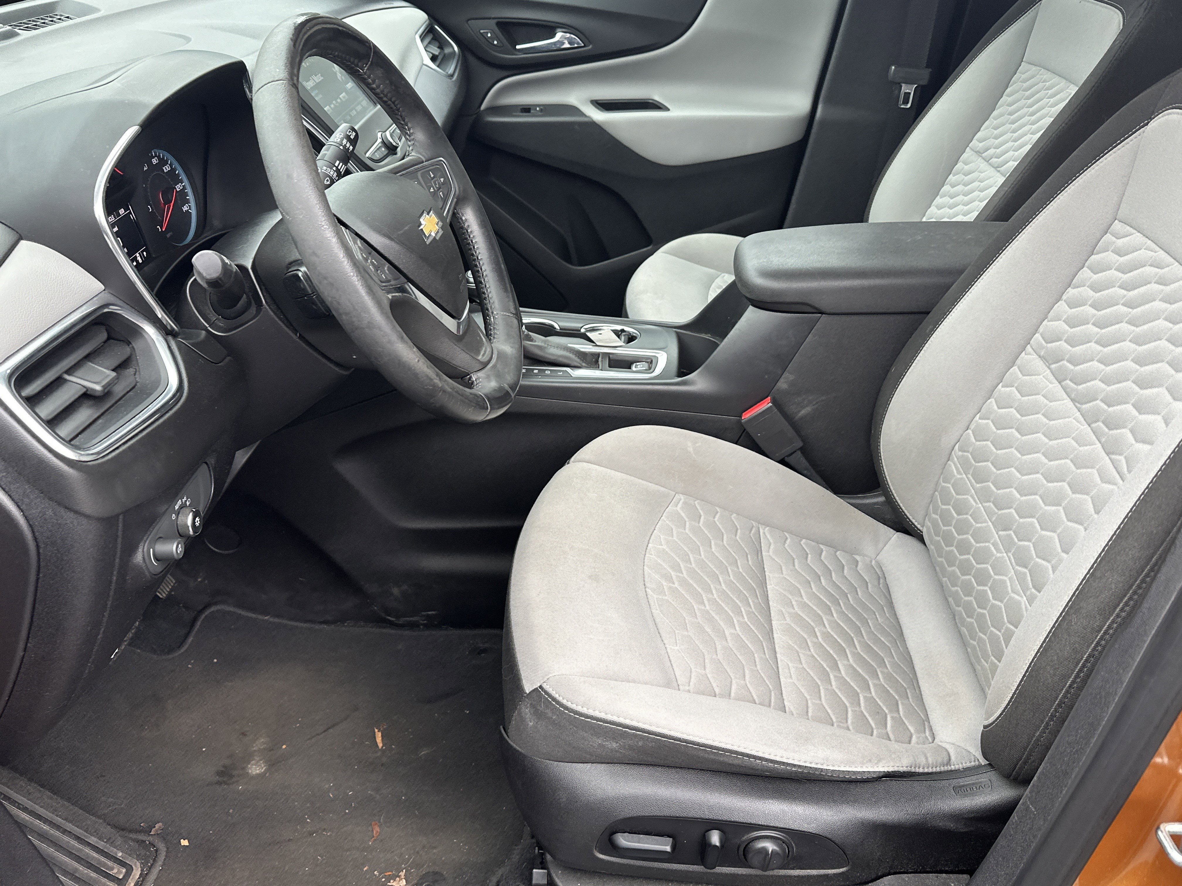 Certified 2018 Chevrolet Equinox LT image 9