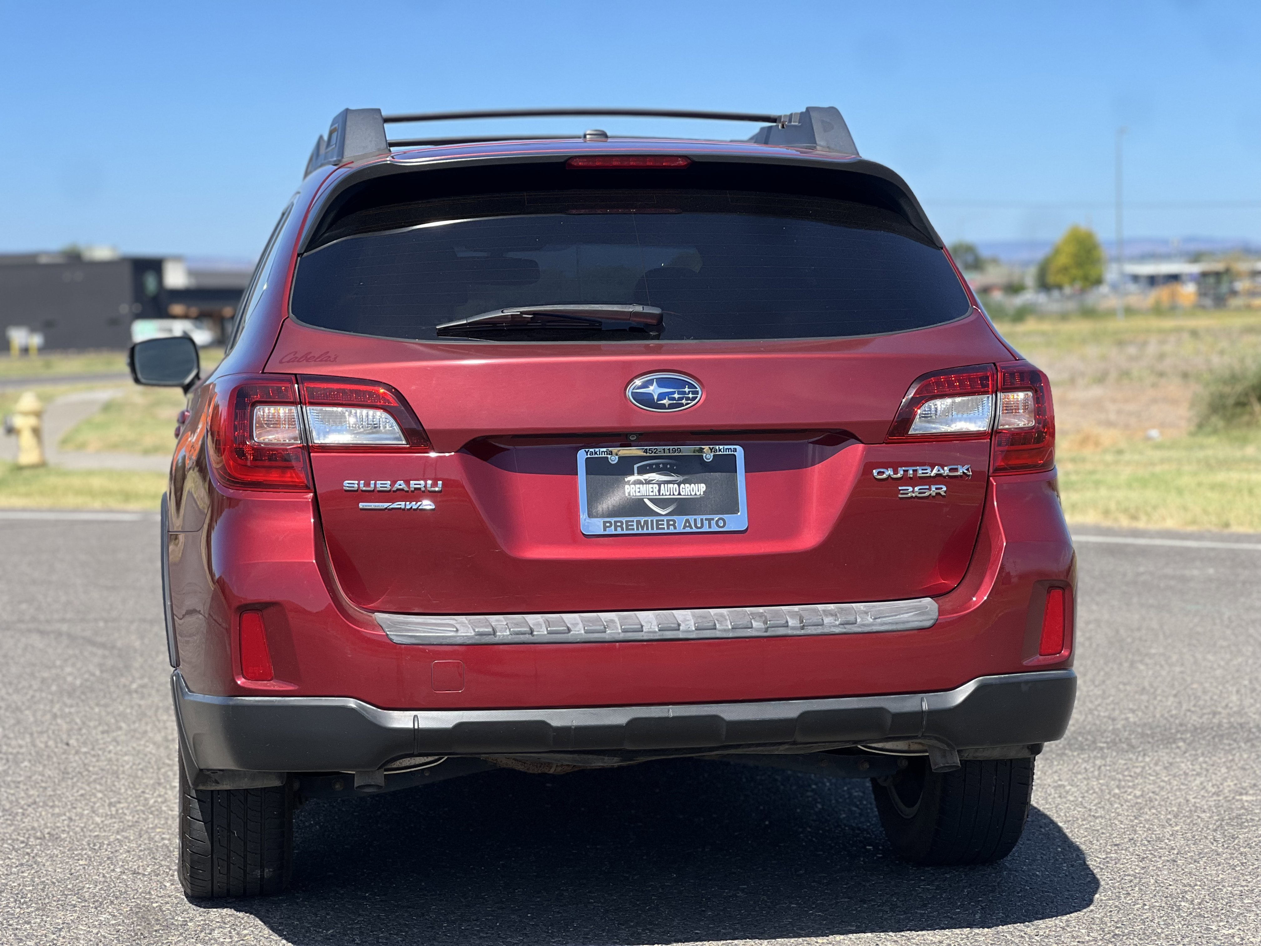 Used 2015 Subaru Outback 3.6R Limited image 6