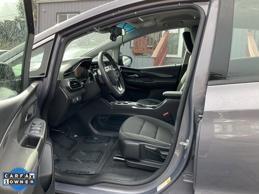 Used 2023 Chevrolet Bolt LT image 13