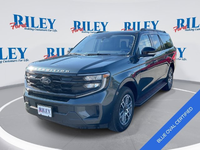 Used 2025 Ford Expedition Max Active AWD/4WD image 1