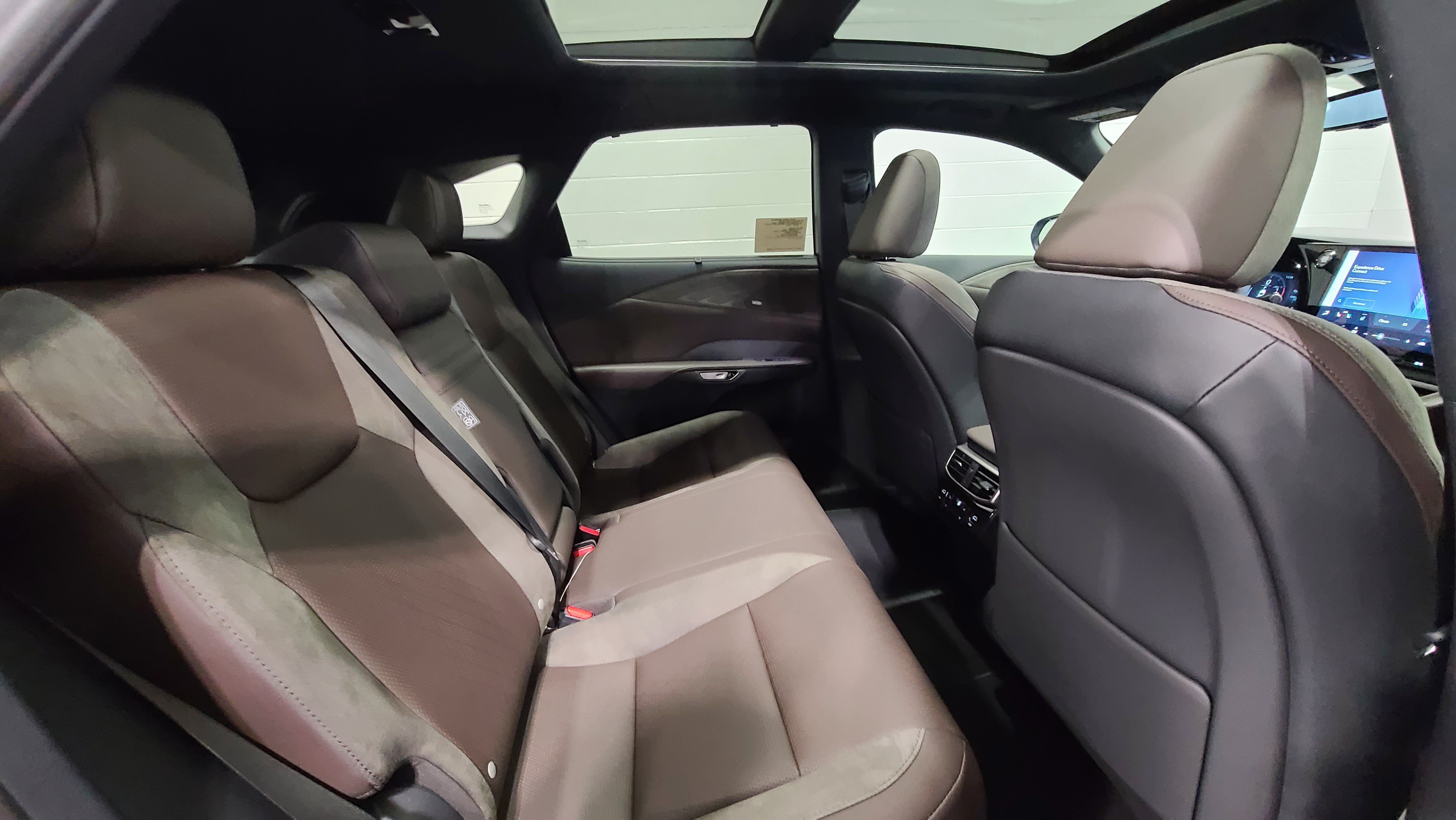 Used 2026 Lexus RX 350 AWD w/ Convenience Package image 39
