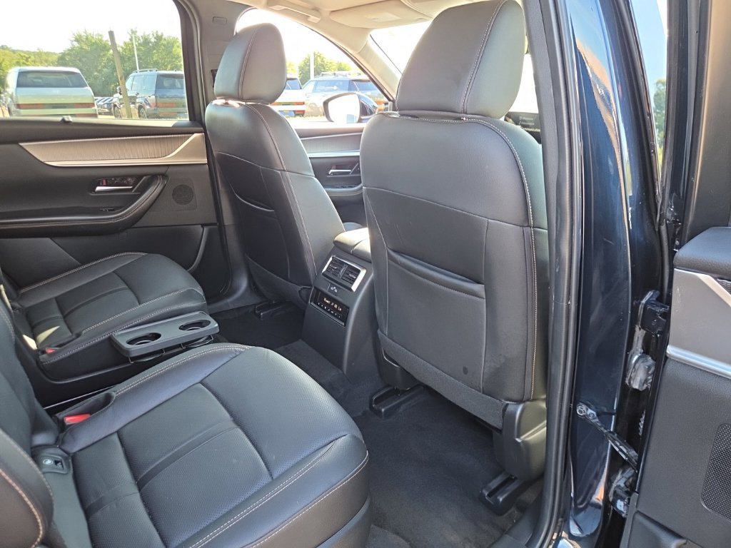 Used 2025 MAZDA CX-90 Plug-In Hybrid w/ Preferred AWD/4WD image 18