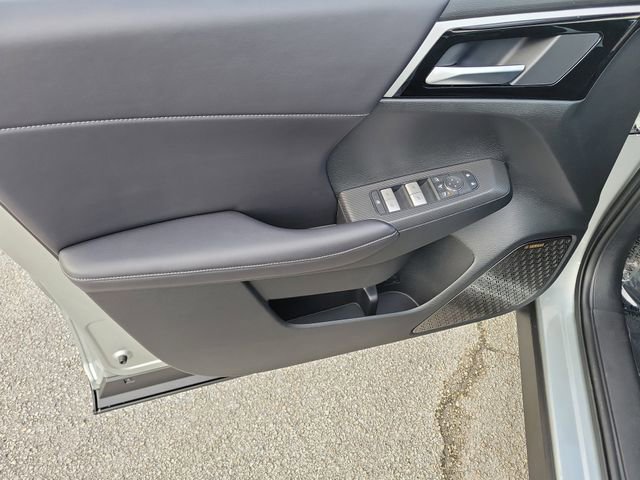 New 2026 Mitsubishi Outlander SE image 23