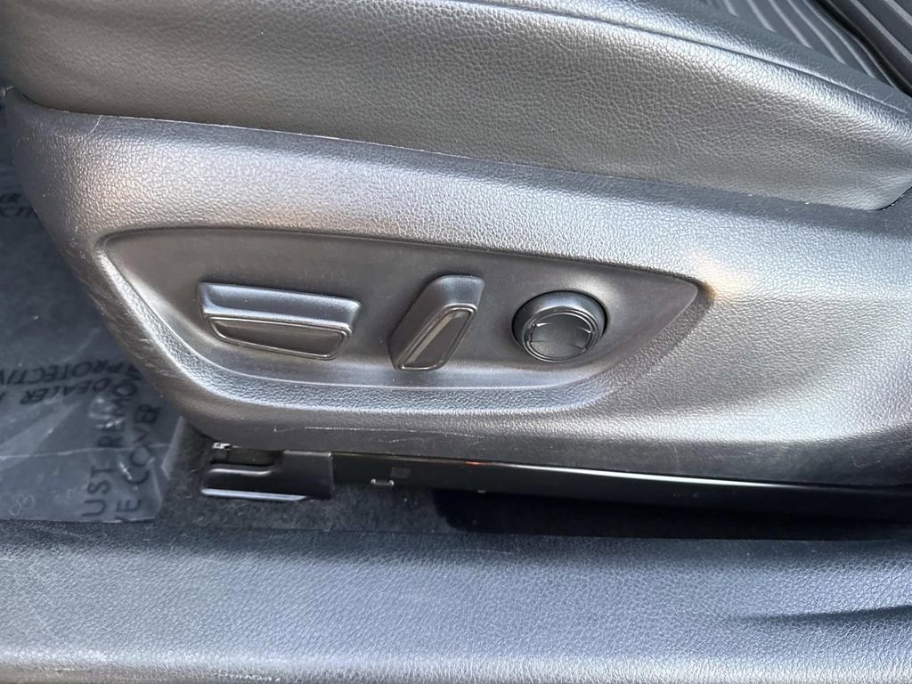 Used 2022 Toyota Camry SE image 27