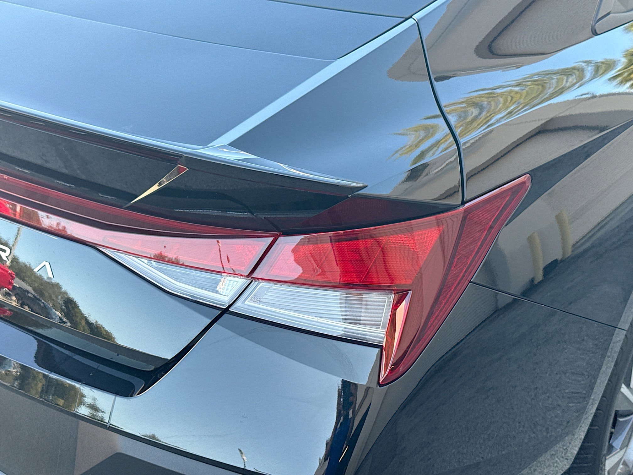 Used 2025 Hyundai Elantra Sport image 24