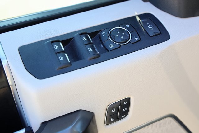 Used 2021 Ford F350 Limited w/ FX4 Off-Road Package image 17