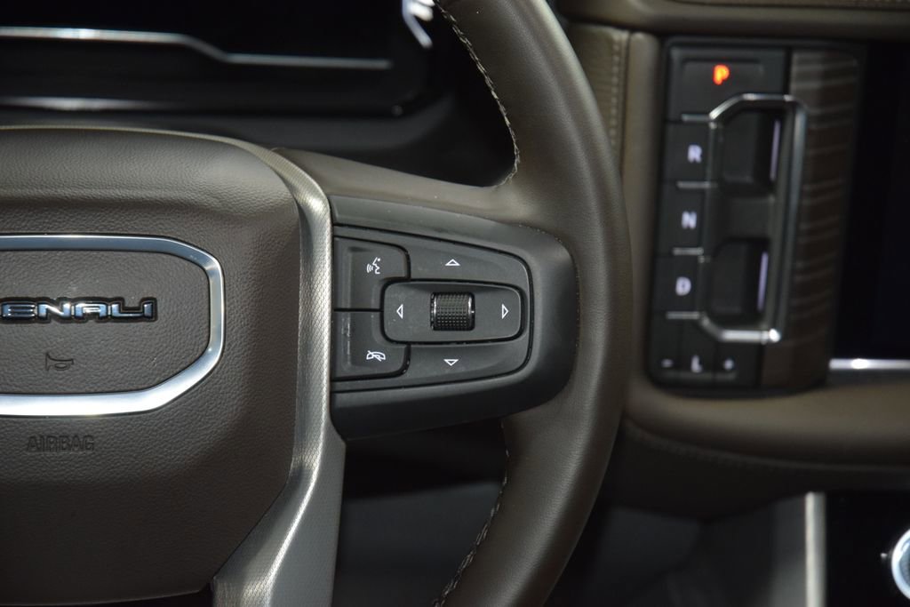 Used 2024 GMC Yukon Denali AWD/4WD image 40