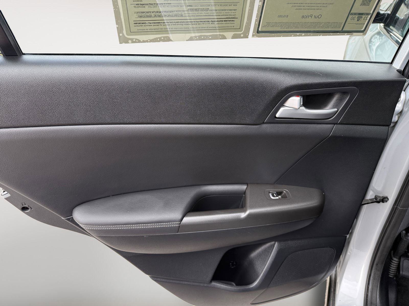 Used 2020 Kia Sportage S FWD image 18