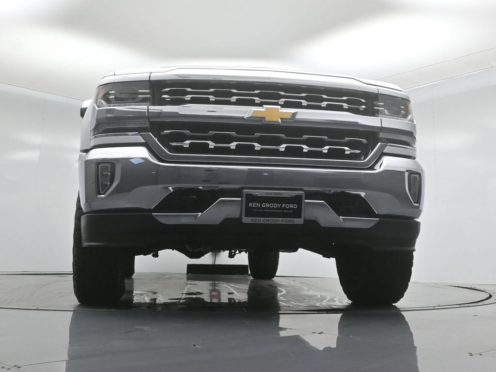 Used 2018 Chevrolet Silverado 1500 LTZ AWD/4WD image 42