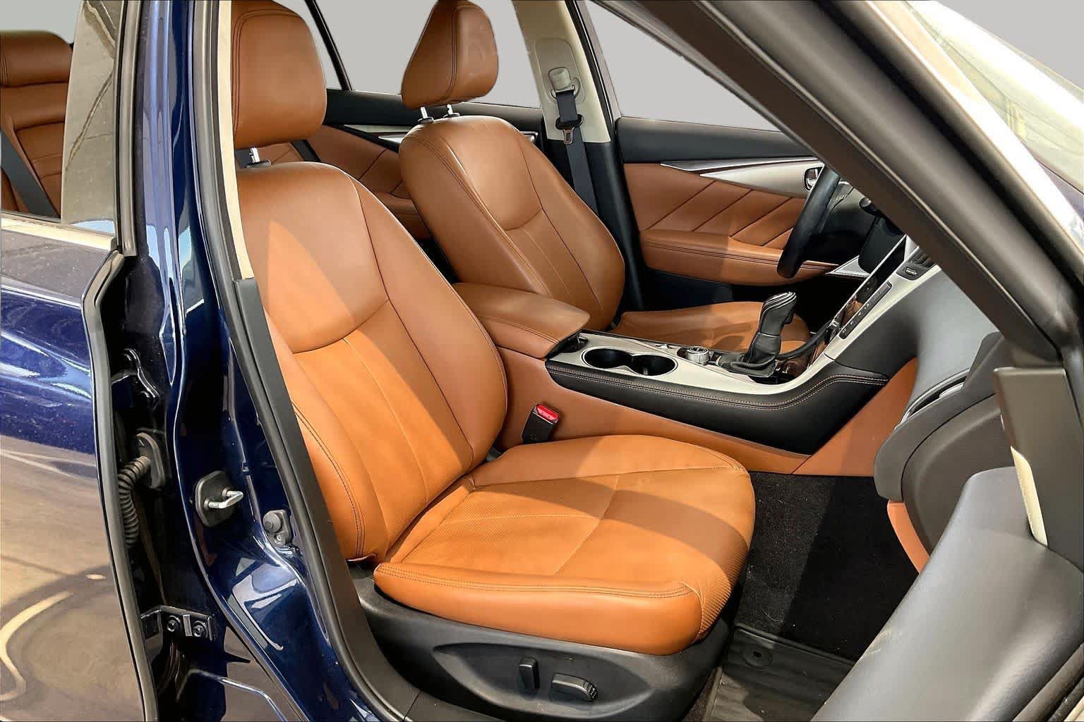 Used 2024 INFINITI Q50 Luxe w/ Cargo Package RWD image 9