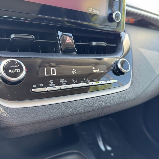 Used 2020 Toyota Corolla LE image 34