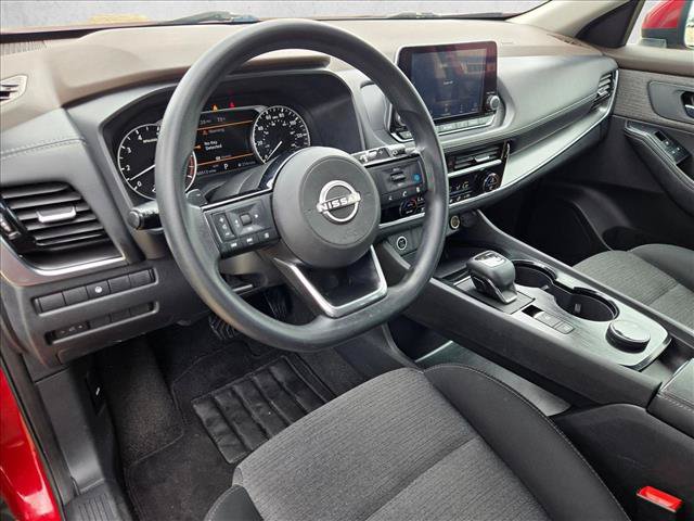 Used 2022 Nissan Rogue SV AWD/4WD image 9