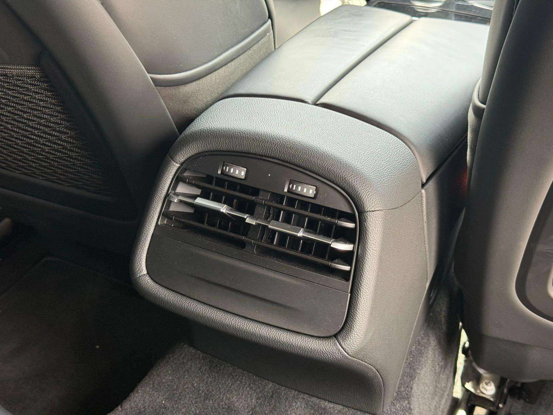 Certified 2023 Maserati Ghibli Modena Q4 AWD/4WD image 19