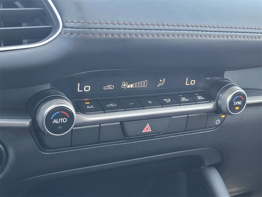 Used 2025 MAZDA MAZDA3 s image 27