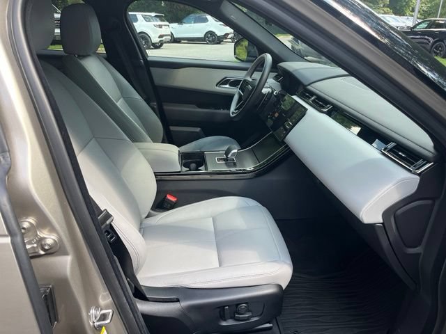 Certified 2026 Land Rover Range Rover Velar Dynamic SE AWD/4WD image 11