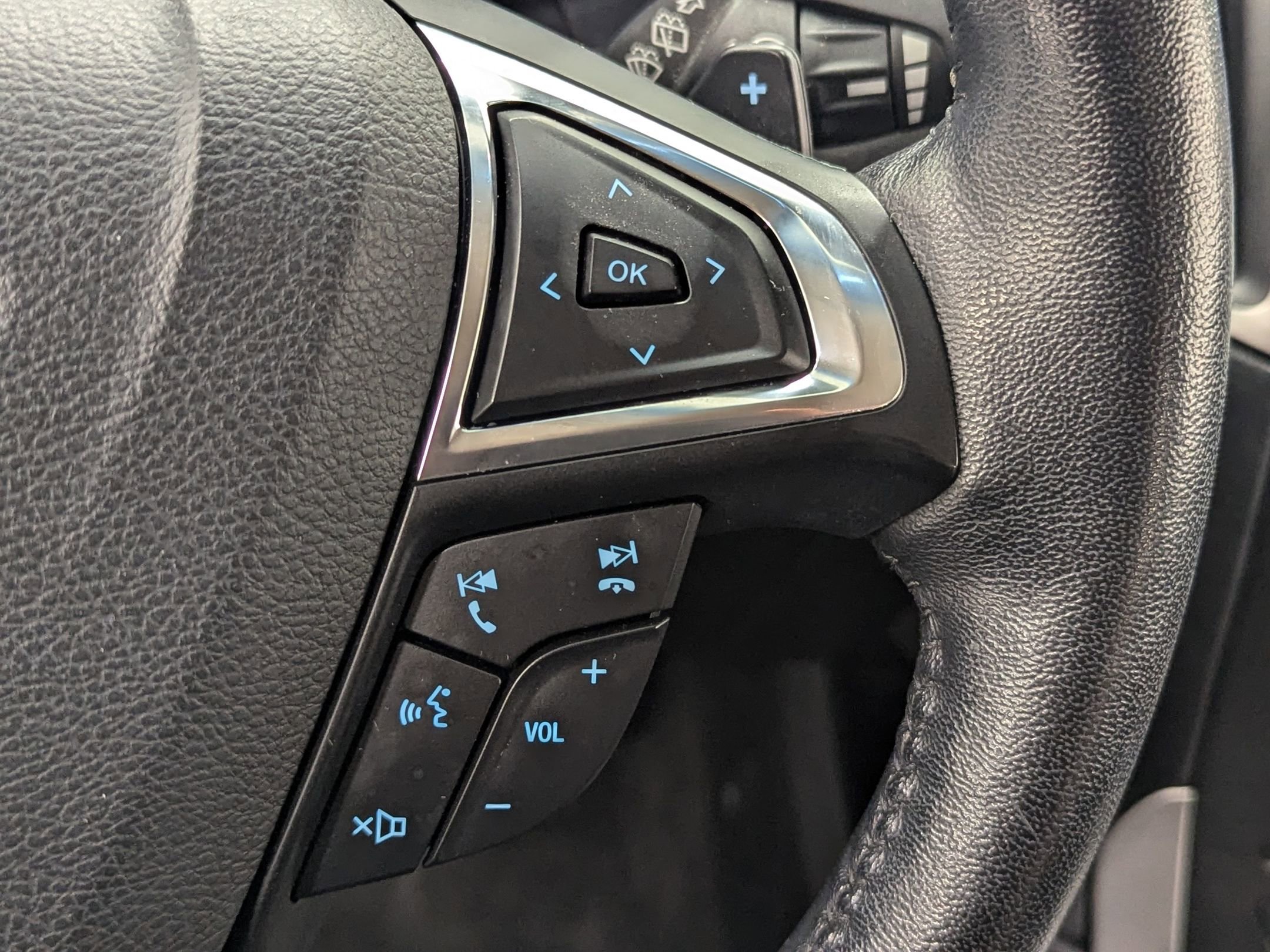 Used 2019 Ford Edge SEL w/ Equipment Group 201A image 23